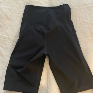 Girlfriend Collective compressive bike shorts